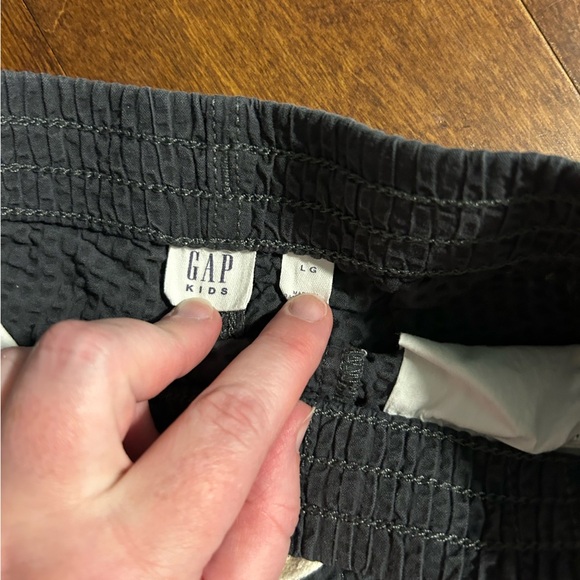 Lot of Boy’s Shirts and Swim Trunks, Sz 7-8 - Picture 6 of 8